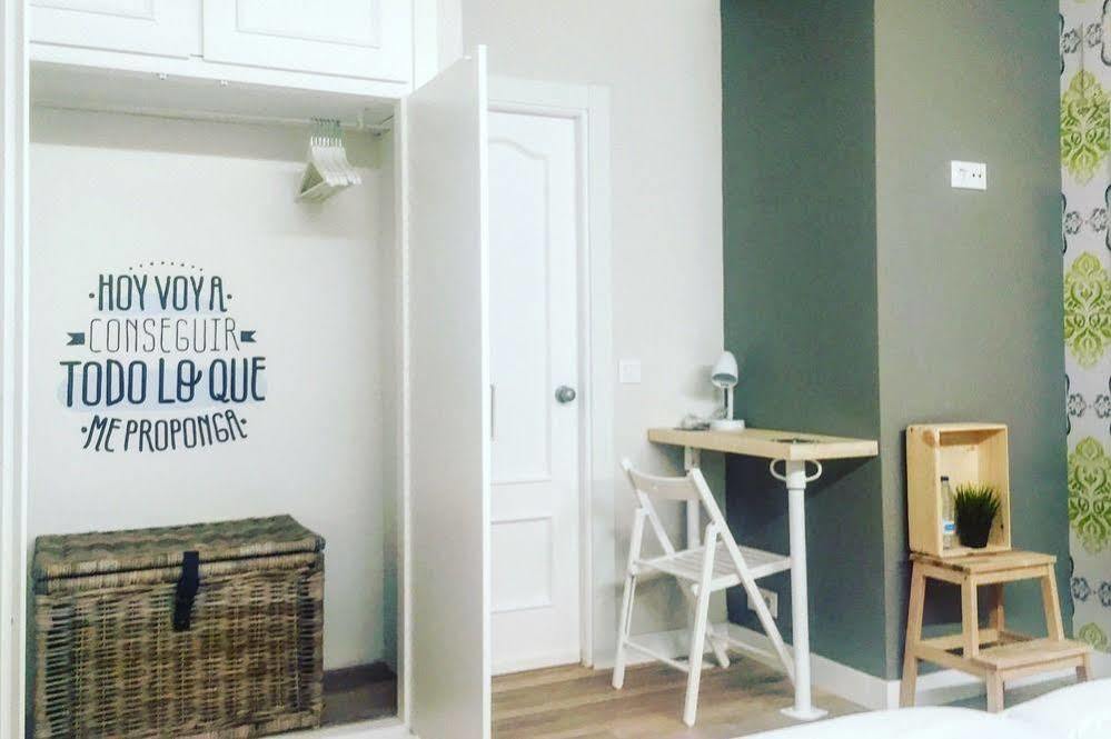 Ávila Hostal Le Vintage מראה חיצוני תמונה